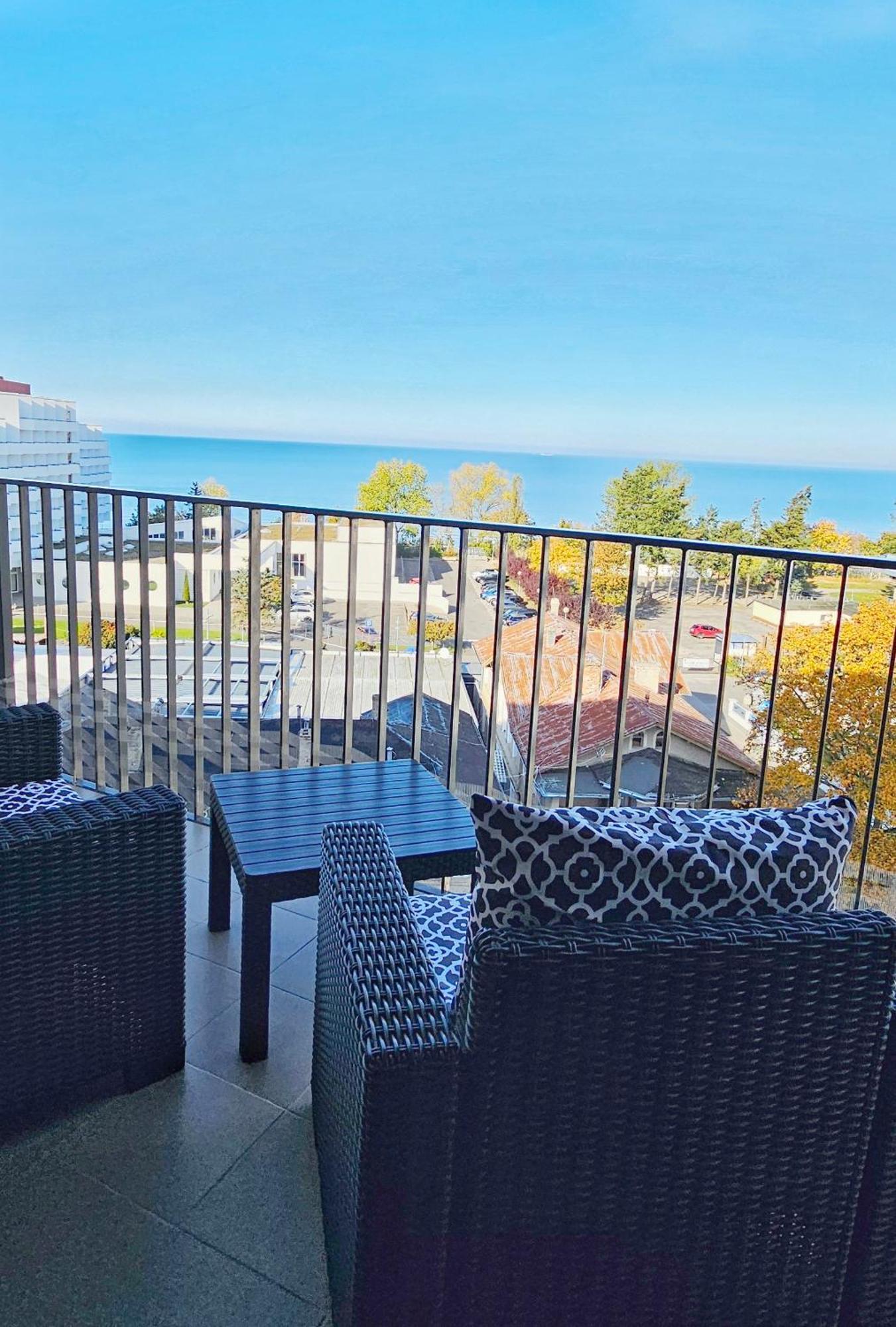 Apartament Wakacyjny Horyzont - Parking Gratis Miedzyzdroje Dış mekan fotoğraf